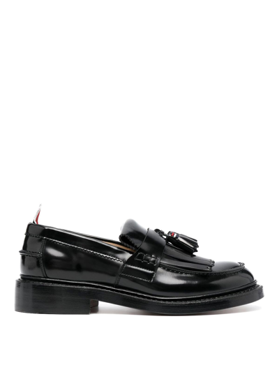 Thom Browne Shiny Round Toe Loafers With Tassel Detail In Black