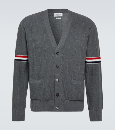 Thom Browne Rwb Stripe Virgin Wool Cardigan In Med Grey