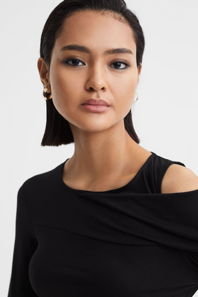Reiss Black Adeline Draped Shoulder Top In Black