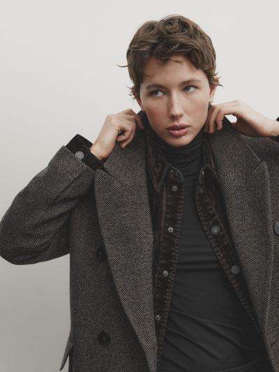 Massimo Dutti Long Double-breasted Wool Blend Herringbone Coat In Schwarz