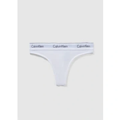 CALVIN KLEIN WOMENS UNDERWEAR MODERN COTTON MID RISE THONG IN WHITE