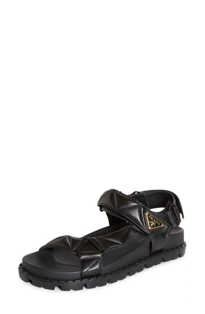 【PRADA】 Fussbett Padded Sandals Fussbett quilted leather sandals in black - Prada | Mytheresa