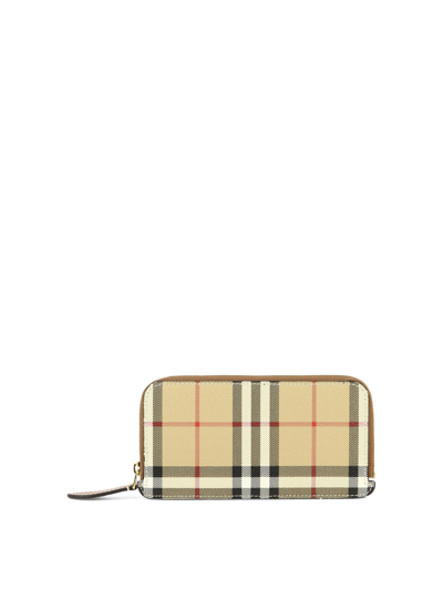 Burberry Checked Zipped Card Case In Multi