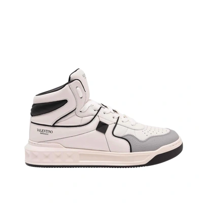 Valentino Garavani Garavani One Stud Leather Sneakers In White