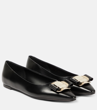 Ferragamo New Vara Leather Ballet Flats In Black