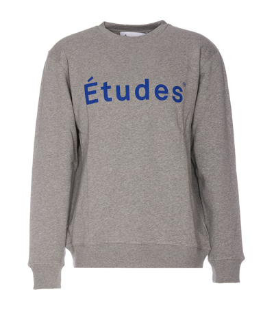 Etudes Studio Etudes Logo Printed Long Sleeved Sweatshirt In Grey