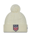 NEW ERA WOMEN'S NEW ERA WHITE USMNT CABLED CUFFED KNIT HAT WITH POM