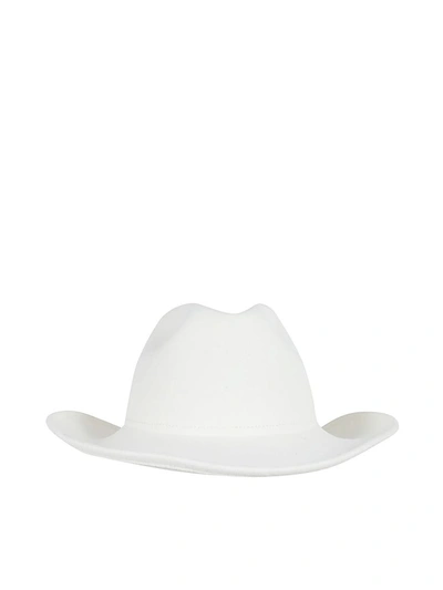 Studio Amy Hat In White