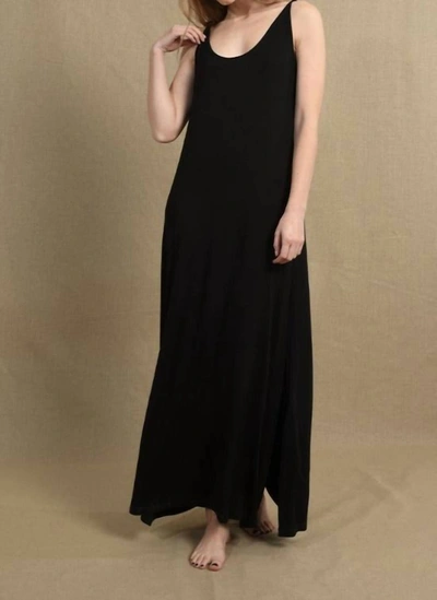 Molly Bracken Long Maxi Dress In Black
