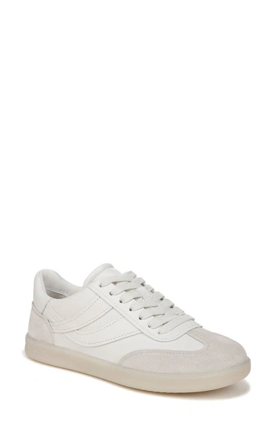 Vince Oasis Bicolor Leather Retro Sneakers In Chalk White Leather