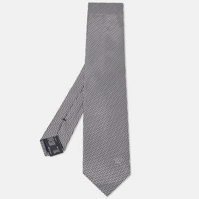 Pre-owned Versace Monochrome Zig Zag Pattern Silk Tie In Black