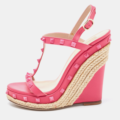 Pre-owned Valentino Garavani Pink Leather Rockstud Wedge Ankle Sandals Size 38.5