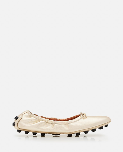Tod's Gommino Leather Ballet Flats In Gold