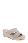 BZEES DYNASTY BRIGHT WEDGE SANDAL