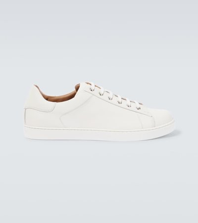 Gianvito Rossi Low Top Leather Sneakers In White