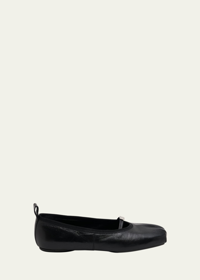 Givenchy Calfskin 4g Ballerina Flats In Black