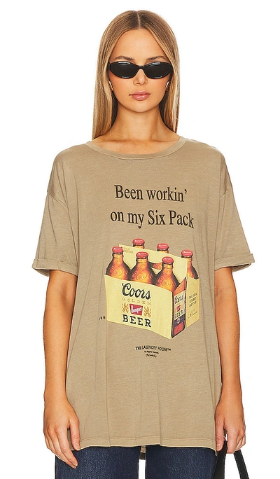 The Laundry Room Coors Six Pack Oversized Tee In Camel Gold
