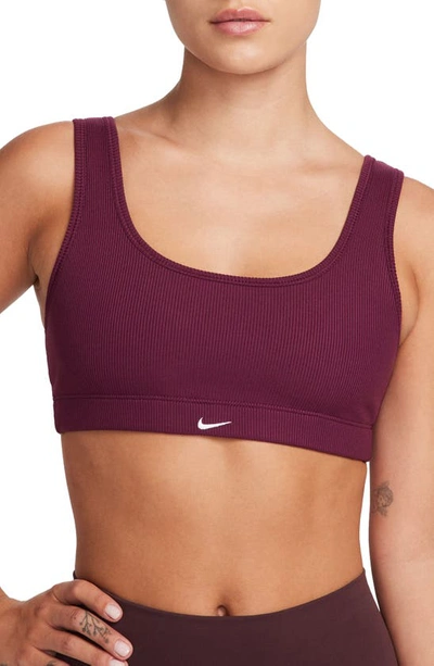 Nike Women's Alate All U Light-support Lightly Lined Ribbed Sports Bra In Red