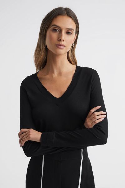 Reiss Brady Jersey V-neck Top In Black