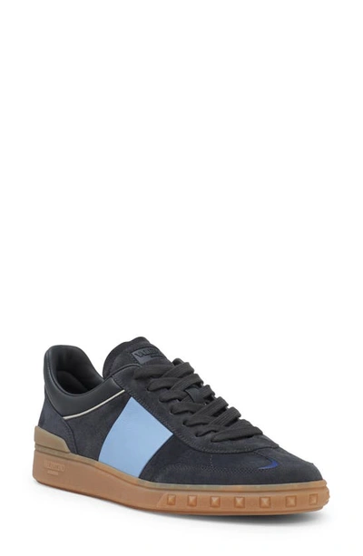 Valentino Garavani Highline Low Top Trainer In Ydn Grigio Zaffiro Ivory