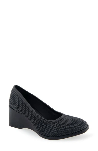 Aerosoles Airlie Dress-pump-wedge In Black Quilt