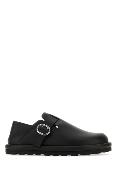 Jil Sander Buckle Flat Leather Shoes In Black