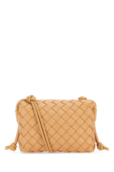 BOTTEGA VENETA CLUTCH-TU ND BOTTEGA VENETA FEMALE