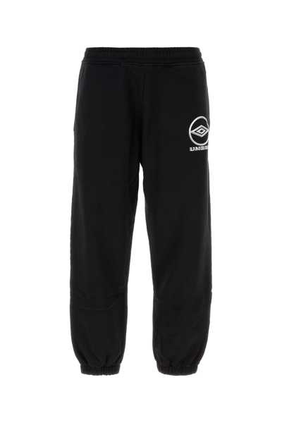 Umbro Basic Logo Sweatpants In Black