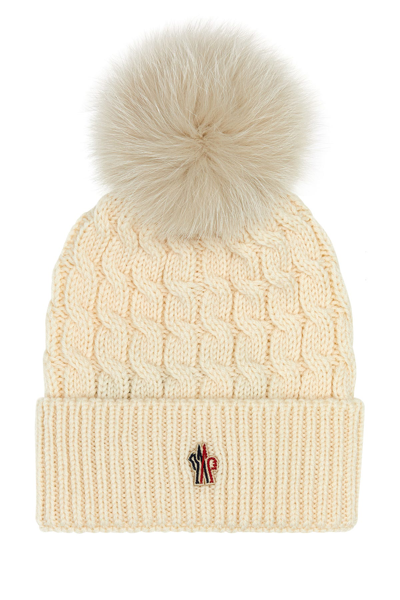 Moncler Tricot Beanie In White