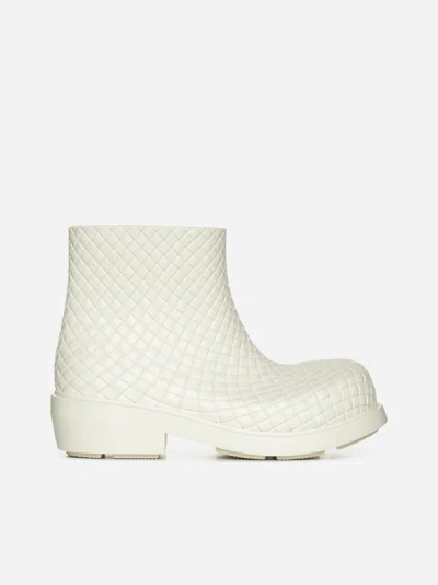 Bottega Veneta Fireman Rubber Ankle Boots In Sea Salt