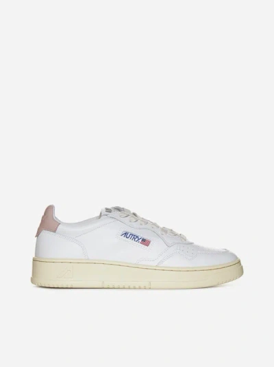 Autry Medalist Low Leather Trainers In White,pink