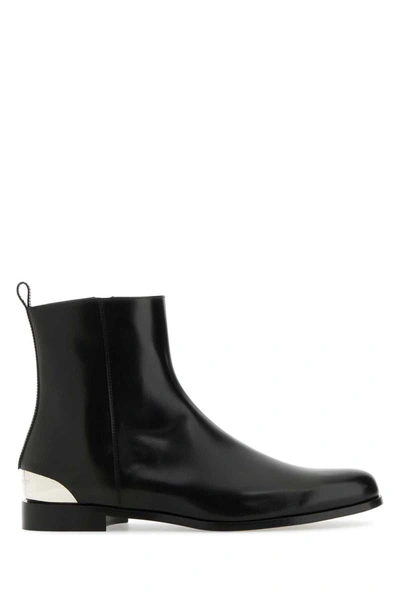 Alexander Mcqueen Lux Trend Black Ankle Boots With Metal Detail In Smooth Leather Man In Black/silver