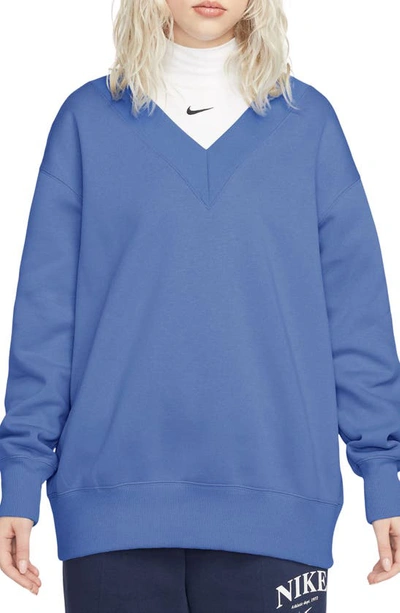 Nike Women's  Sportswear Phoenix Fleece Oversized V-neck Sweatshirt In Blue