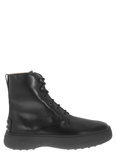 Tod's Leather Lace-up Boot In Black