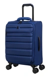 IT LUGGAGE CENSUS 22-INCH SOFTSIDE LUGGAGE