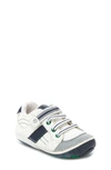 Stride Rite Artie Sneaker In White/ Navy
