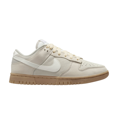 Pre-owned Nike Wmns Dunk Low Se 'hangul Day' In Tan