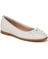 Naturalizer Essential Skimmer Flat In Warm White Leather