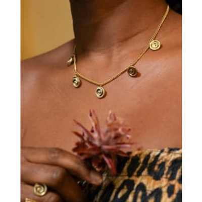Aarven 'nakuru' Necklace In Gold