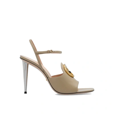 Gucci 110mm Logo-plaque Leather Sandals In Beige