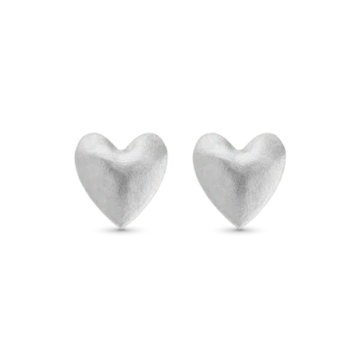 7879 Heart Stud Earrings In Silver