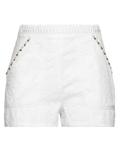 Connor & Blake Woman Shorts & Bermuda Shorts White Size S Cotton