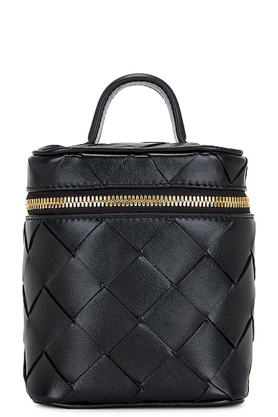 Bottega Veneta North South Vanity Case Bag In Black & Gold
