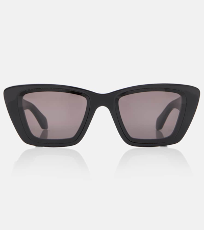 Alaïa Logo Square Sunglasses In Black-black-grey