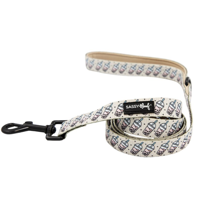 Sassy Woof Dog Leash In White