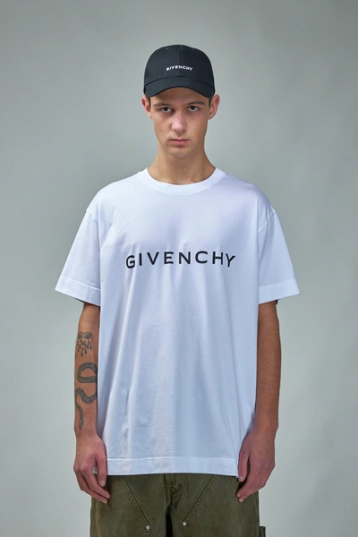 Givenchy Archetype T-shirt In White