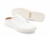 COMFORTIVA WOMEN'S TOLAH MULE IN WHITE