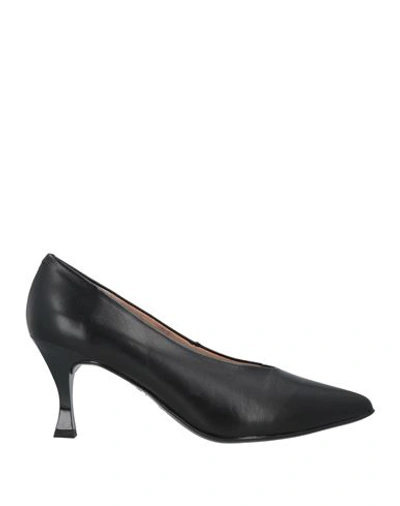 Unisa Woman Pumps Black Size 11 Leather