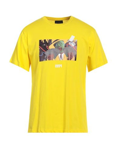 Throwback. Man T-shirt Yellow Size M Cotton