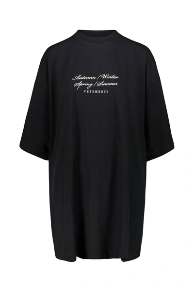 VETEMENTS VETEMENTS 4 SEASON EMBROIDERED LOGO T-SHIRT CLOTHING